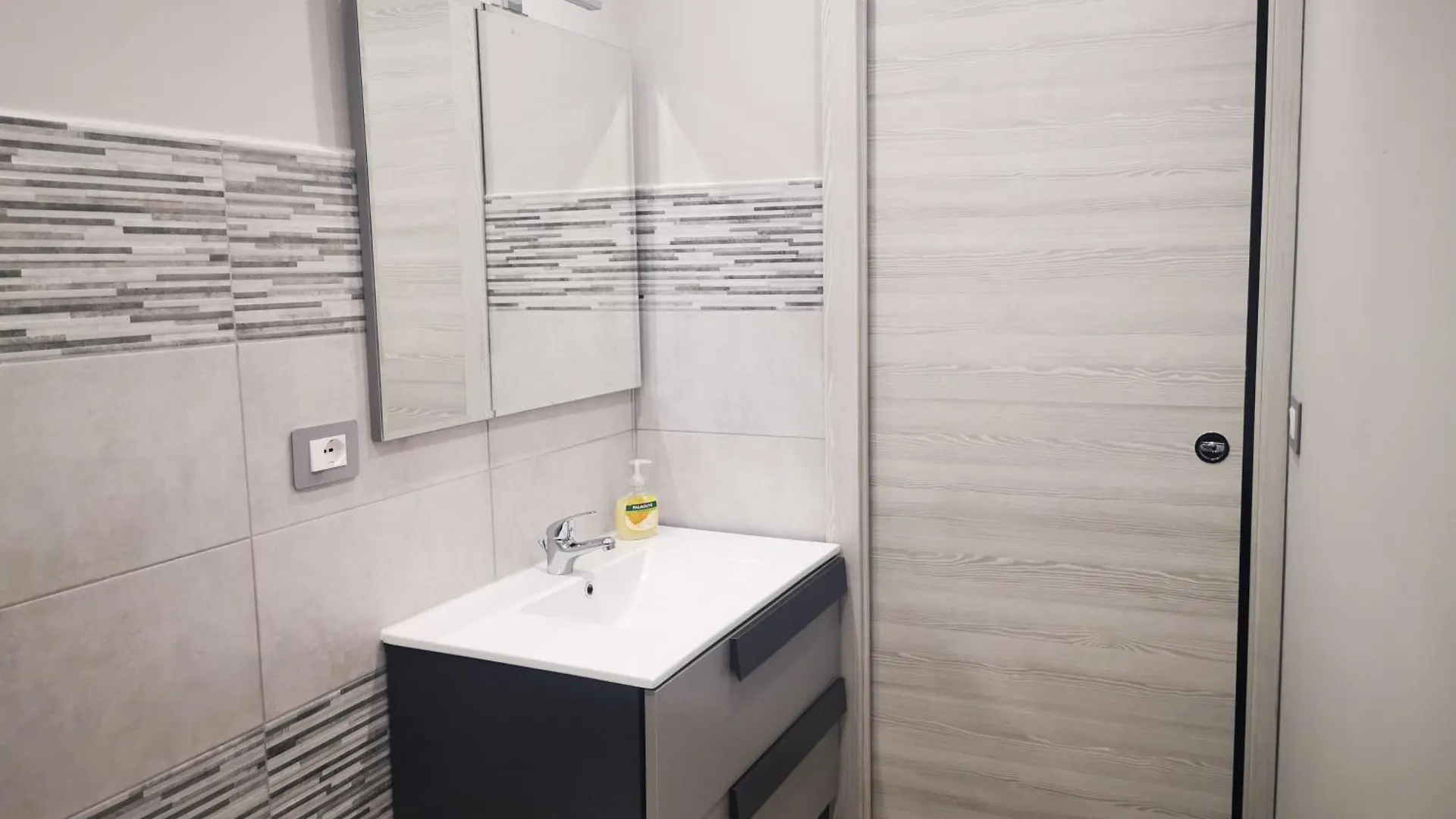 Apartment Ferienwohnung Royal House Catania Italien